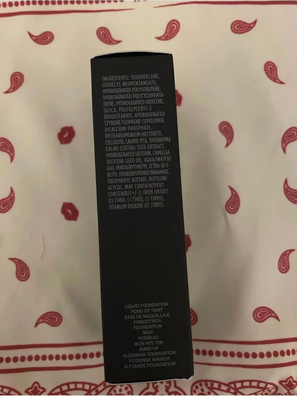 laura mercier Real Flawless Weightless Foundation - Black